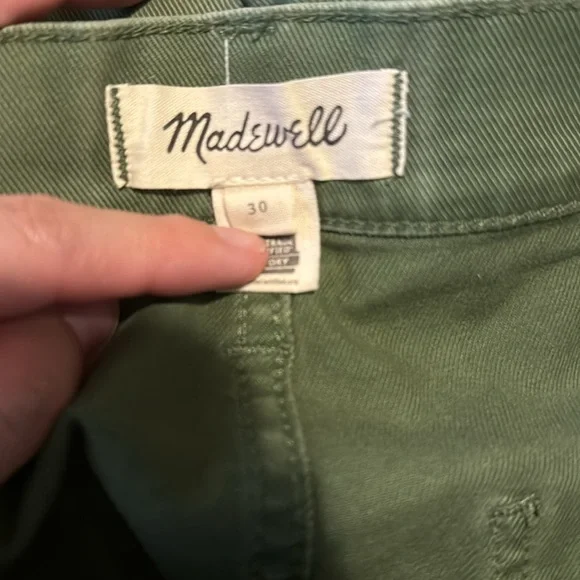 Madewell Perfect Vintage Green Jean Shorts Women Size 30 Army Green Pockets Long - Picture 8 of 11